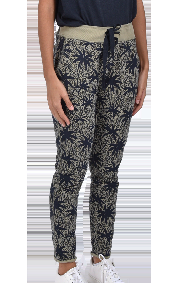 JUVIA Slim Fit Sweatpants "Smilla" von Juvia Kostenloser Versand