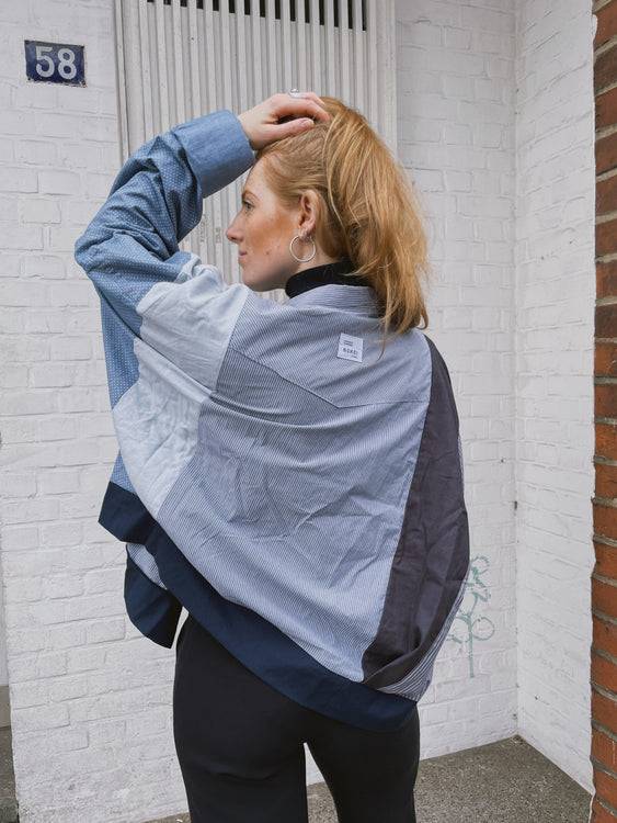 ﻿Nonoi Studio Blouson // Dunkelblau // Onesize Begrenztes Angebot