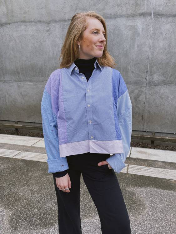 Nonoi Studio Blouson // Hellblau + Flieder // Onesize Preisnachlass