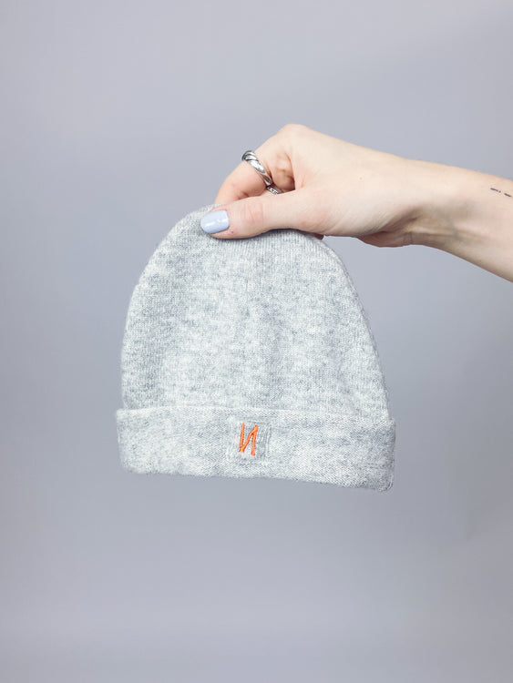 Nonoi Studio GRAUE KINDERMÜTZE "LITTLE TOKYO" AUS KASCHMIR Online Outlet