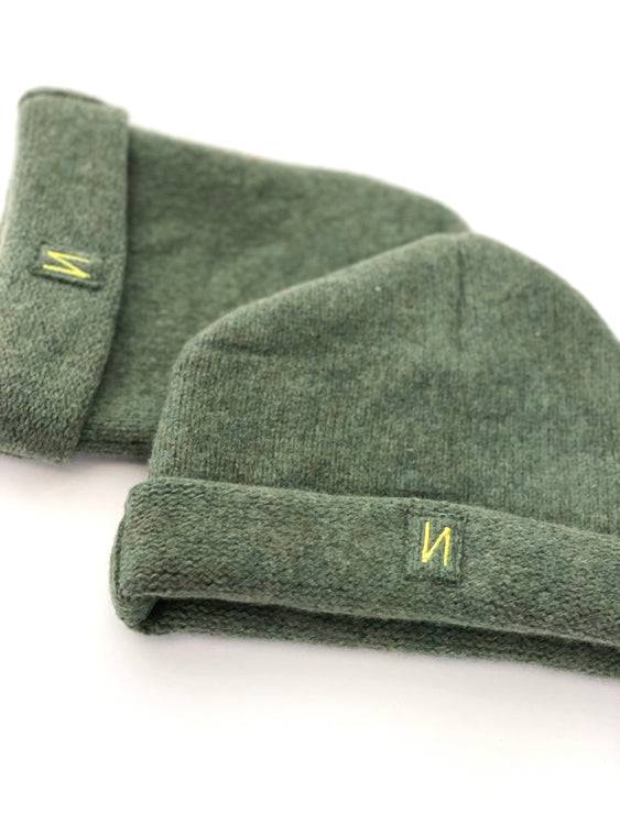 Nonoi Studio KINDERMÜTZE GRÜN "LITTLE GOODWOOD" AUS KASCHMIR & WOLLE Blitzangebot