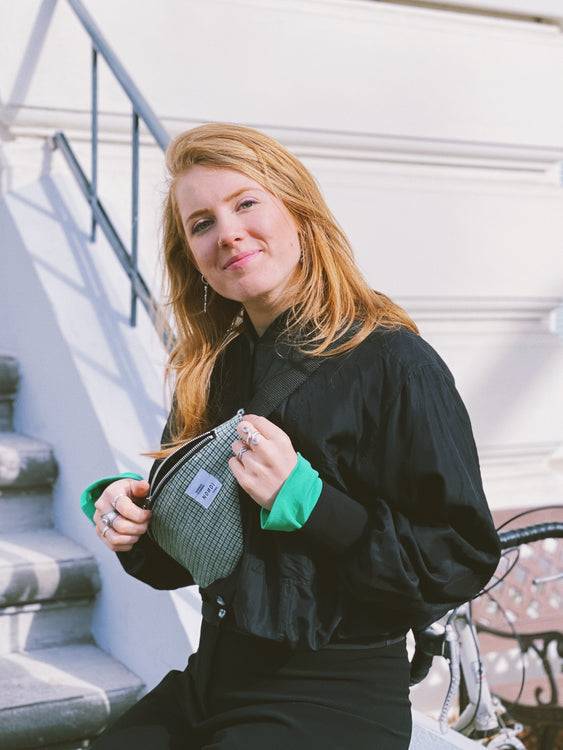 Nonoi Studio Bauchtasche BOBBY // Blau + Grün Kariert Letzte 3 Tage