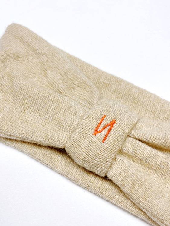 Nonoi Studio STIRNBAND "ZUGSPITZE" BEIGE // KASCHMIR Letzter Tag