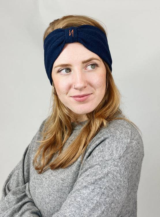 Nonoi Studio STIRNBAND "HUIBI" DUNKELBLAU // WOLLE Fabrikladen