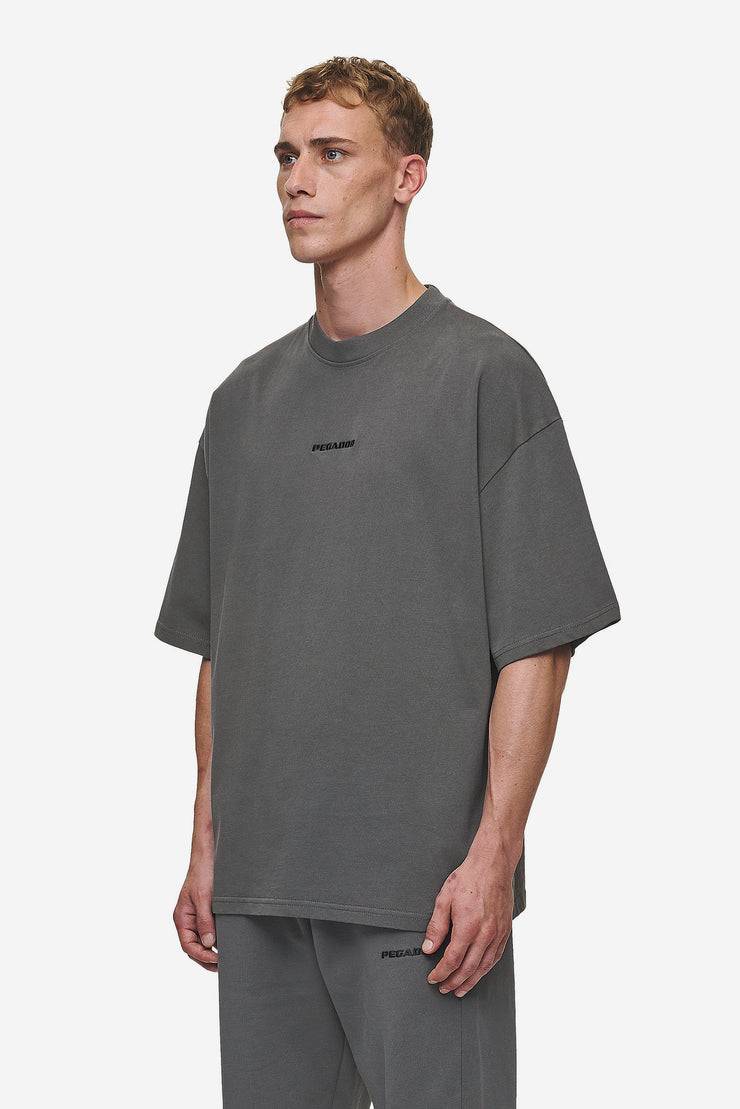 Pegador Logo Boxy Tee Washed Anthracite Tägliche Deals