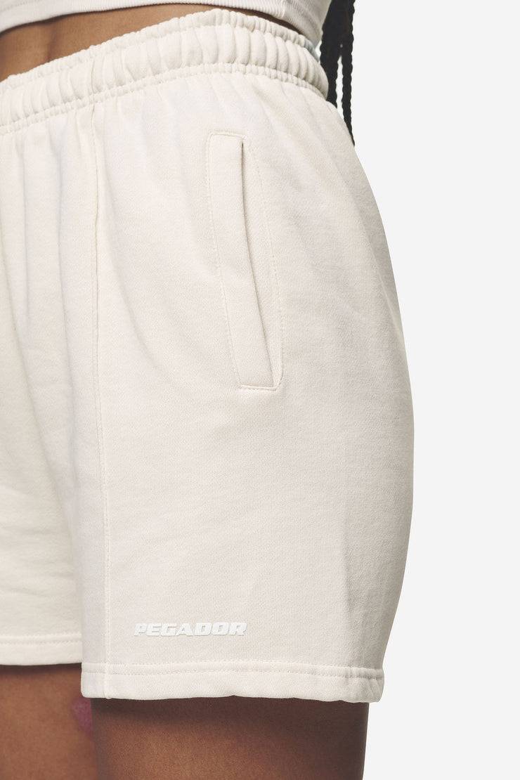 Pegador Sully High Waisted Shorts Washed Coast Sand White Gum Saisonschlussverkauf