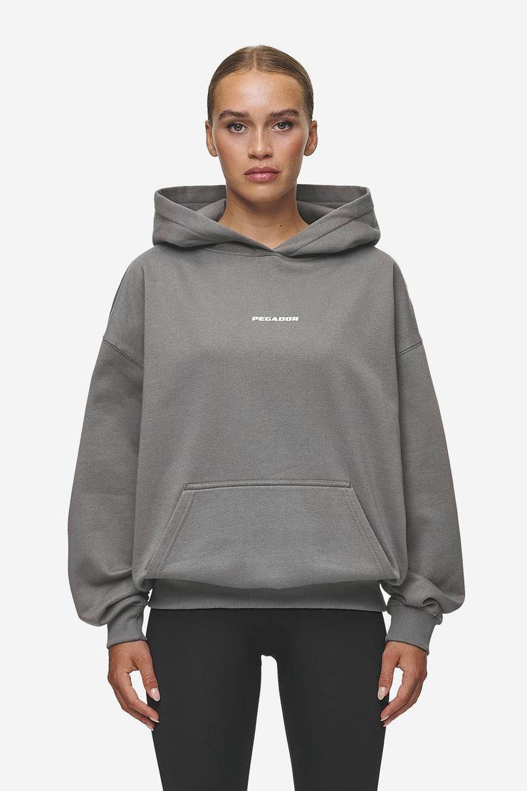 Pegador Clarita Logo Oversized Hoodie Washed Deep Grey White Gum Fabrik Onlineshop