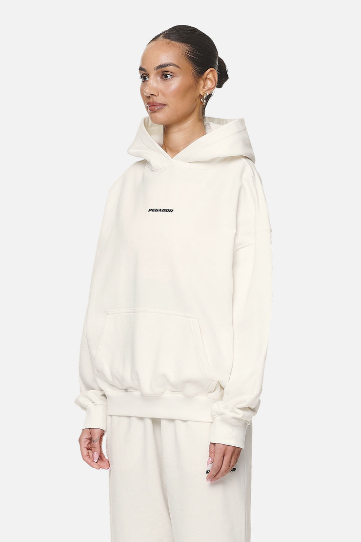 Pegador Clarita Logo Oversized Hoodie Washed Coconut Milk Black Gum Begrenzt auf 3 Tage
