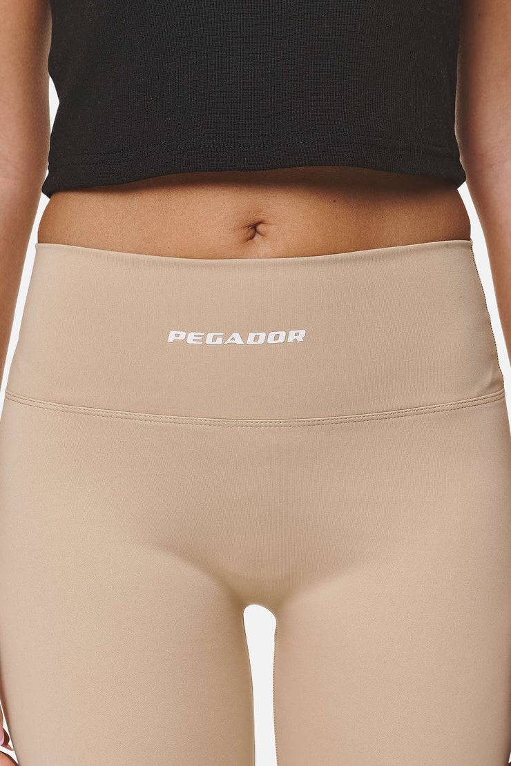 Pegador Jerona Biker Shorts Safari Sand zollfrei