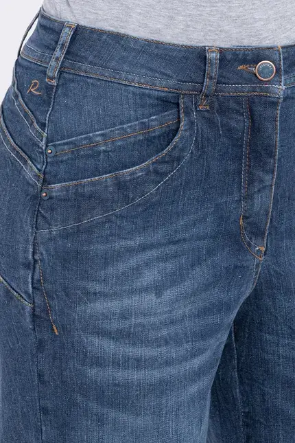 Recover Pants Powerstretch-Jeans Cindy in LIGHT DENIM BLUE Artikelnummer REC-13333-02-U3880-138 Lagerräumung