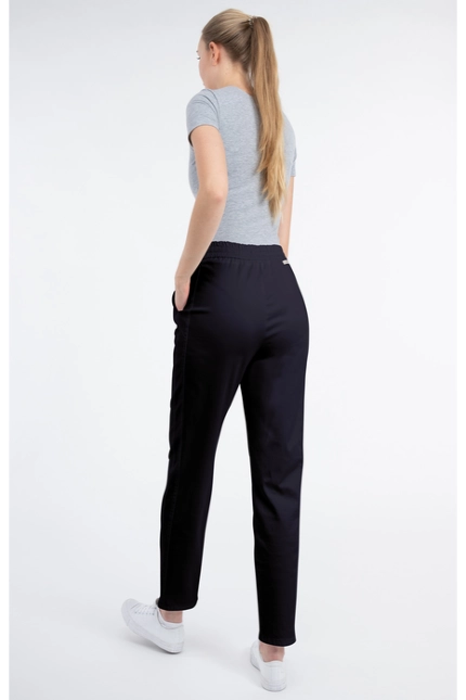 Recover Pants Corin, Relaxed Fit-Hose im Chinostyle in MARINE Artikelnummer REC-13326-4041-490 Muttertagsangebot
