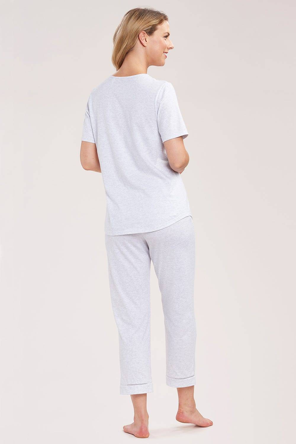 Rösch Pyjama mit Zierschleife und Spitze Grau Kurzarm 7/8-Hose 100% Baumwolle Angebote